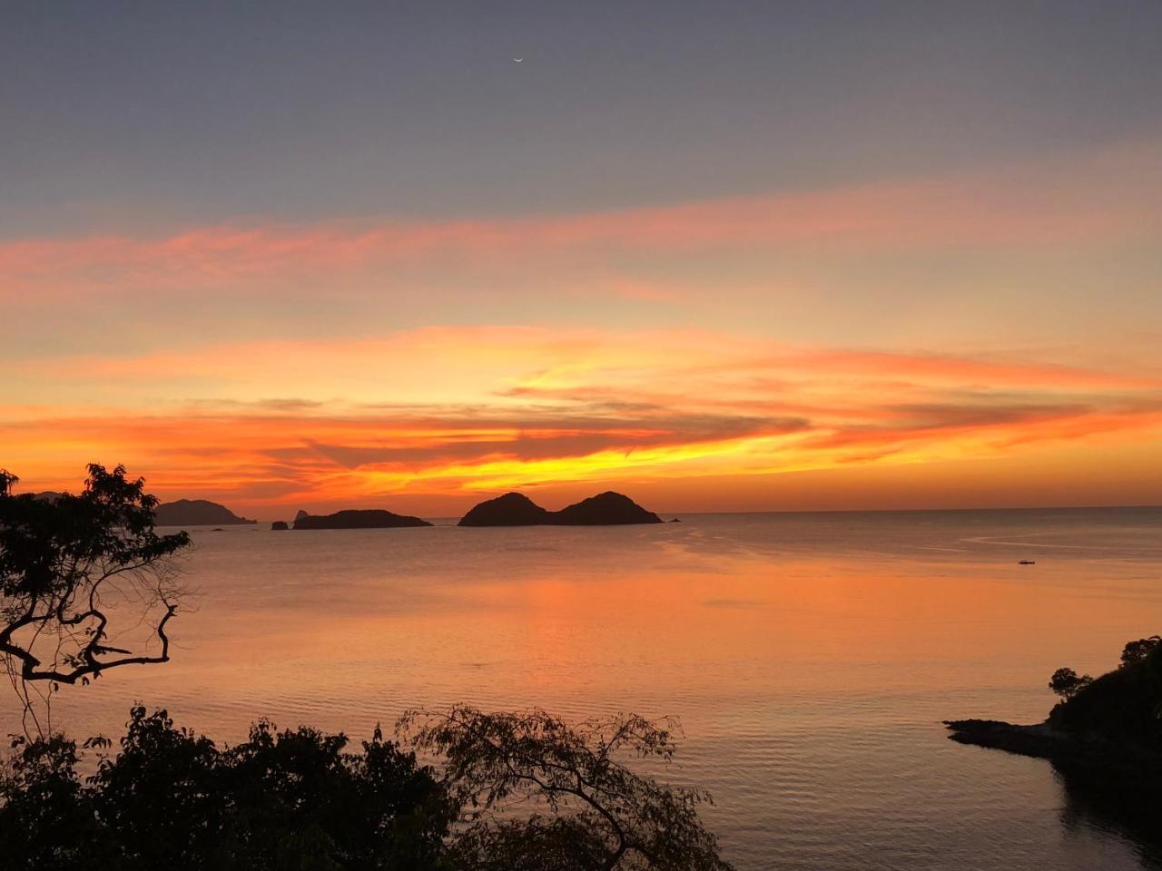 Sunny Island Resort (Adults Only) El Nido Kültér fotó